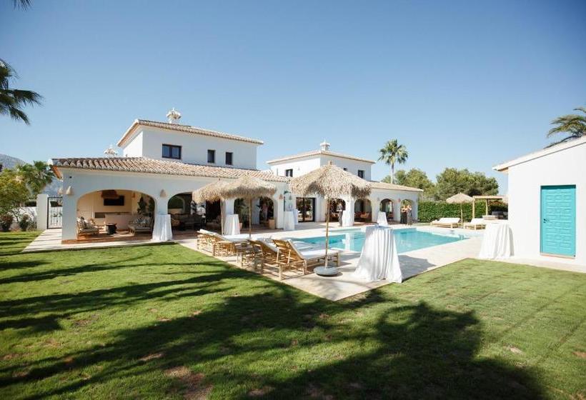 ベッドアンドブレックファースト The Adelante House