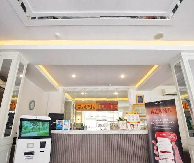 Hotel Front One Cabin Slamet Riyadi Solo