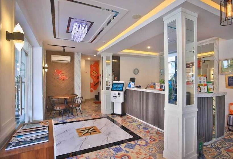 Hotel Front One Cabin Slamet Riyadi Solo