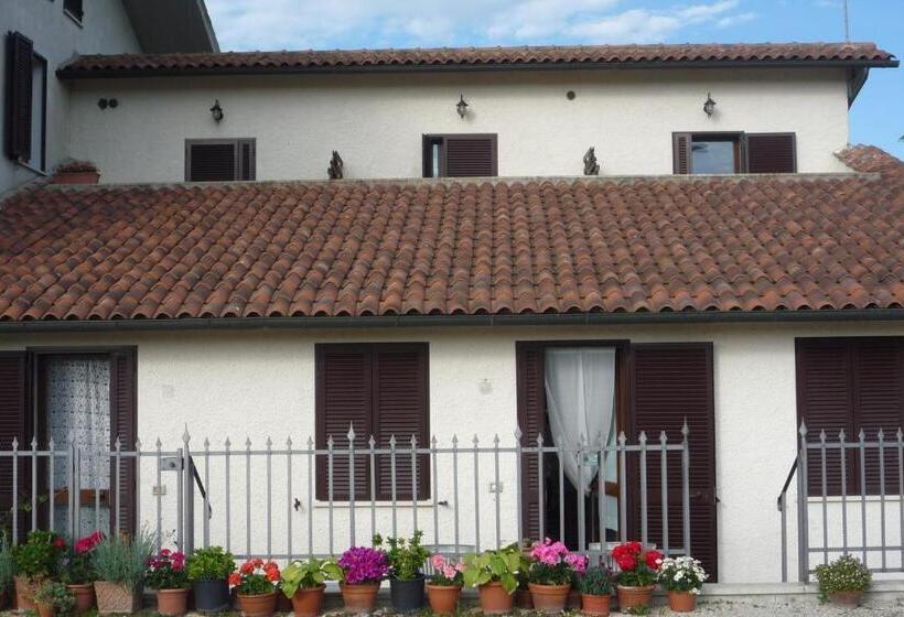 Pensjonat Affittacamere Albafiorita