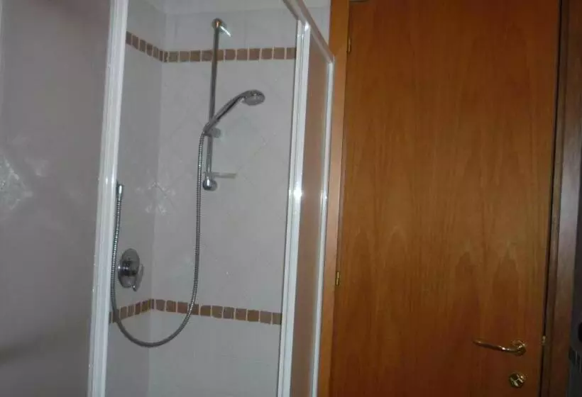 ペンション Affittacamere Albafiorita