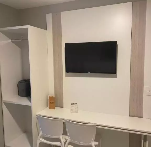 ペンション Estação