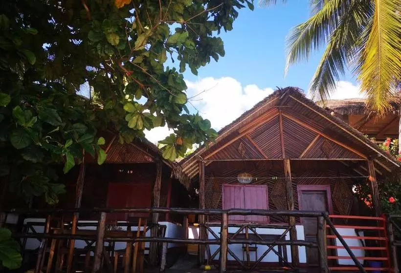 تختخواب و صبحانه Chez Alex