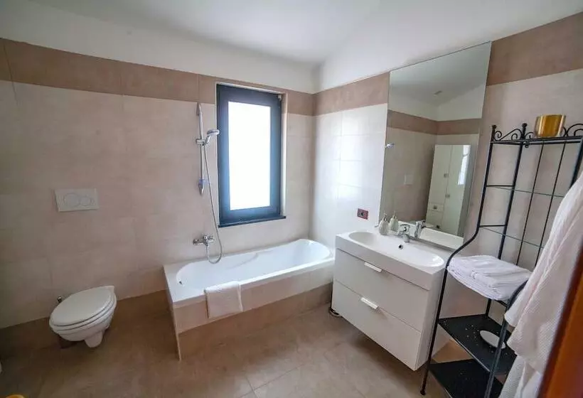 Aamiaismajoitus (B&B) Relais D 'itria