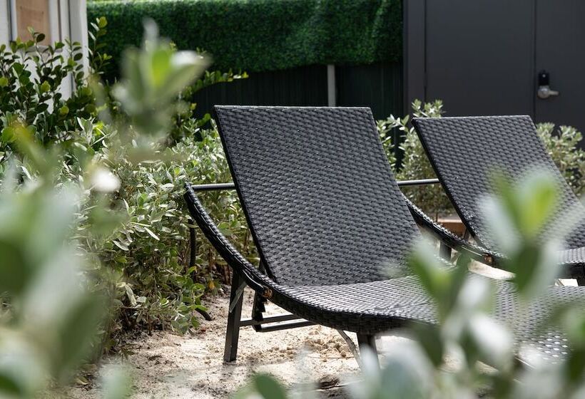 호텔 The Lauderdale Boutique