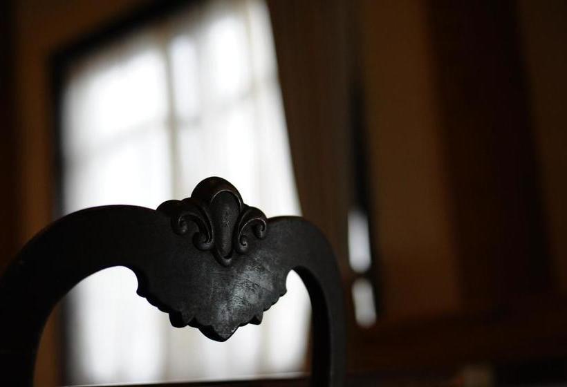 アトリエ モダン