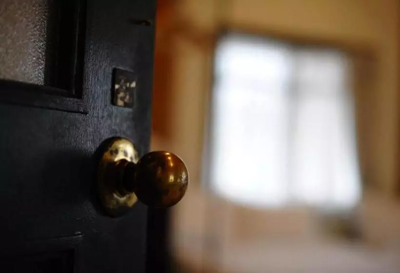 アトリエ モダン