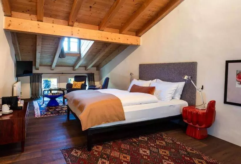 تختخواب و صبحانه Goldenstern Townhouse