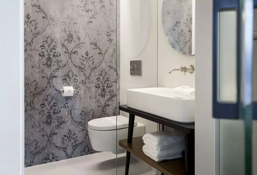 تختخواب و صبحانه Goldenstern Townhouse