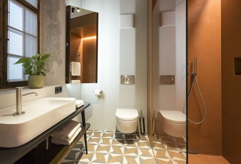 تختخواب و صبحانه Goldenstern Townhouse