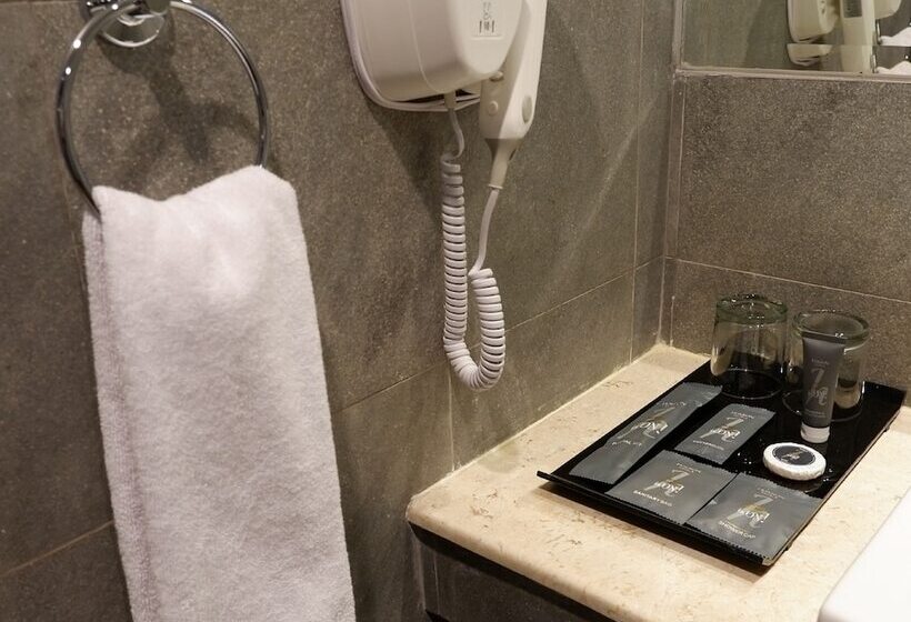 Отель Horison Ultima Bhuvana Ciawi