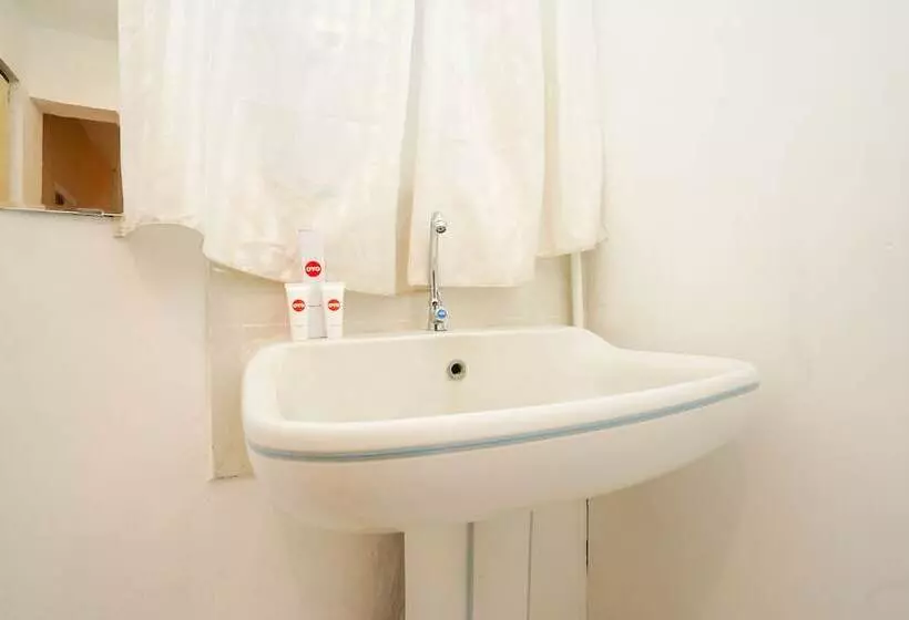 ペンション Oyo 710 Naomi Heritage