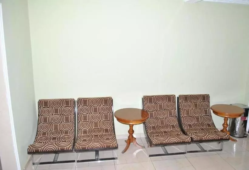 International Hotel, Yaoundé