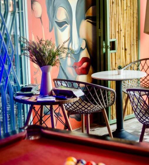 پانسیون Candy Pepper