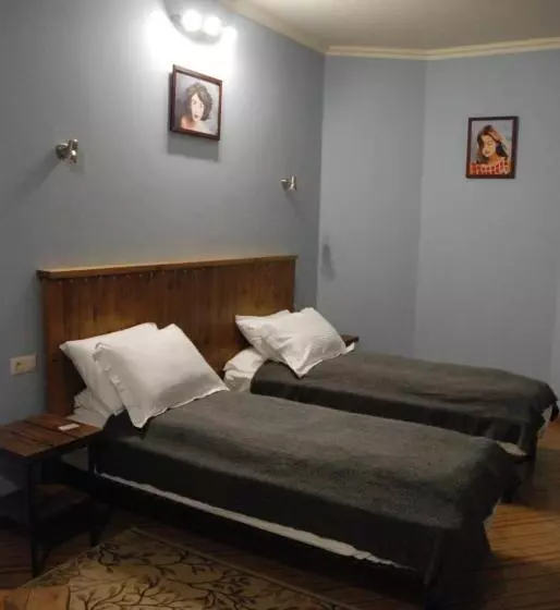 Pensió Sadyba Darka
