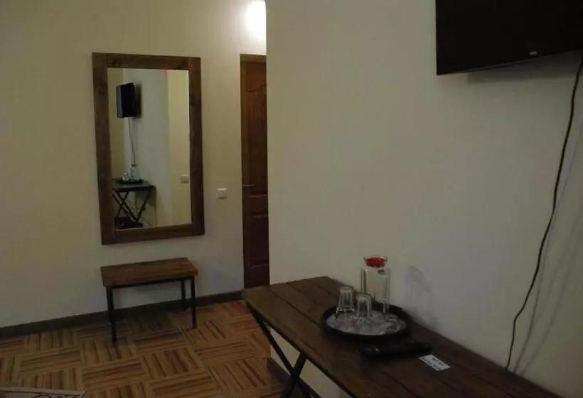 Pensió Sadyba Darka