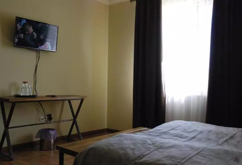 Pensió Sadyba Darka