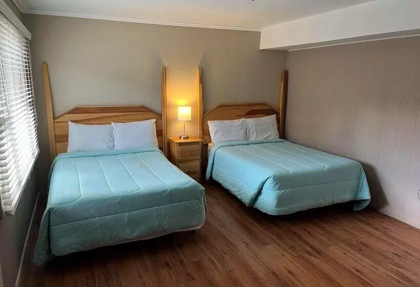 Community Court Motel