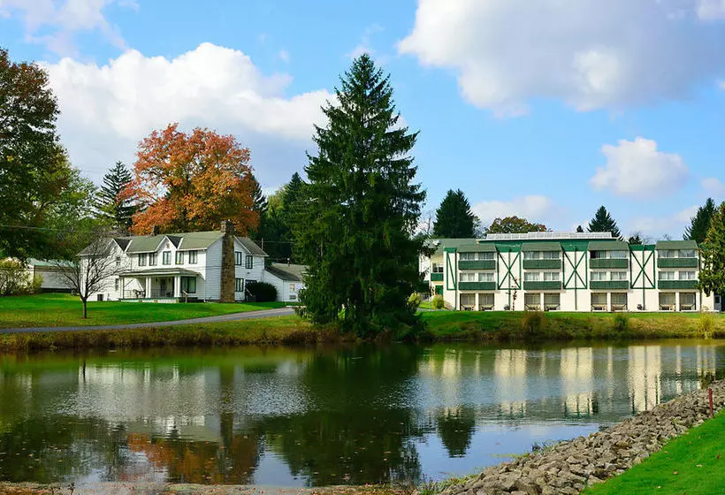 Conley Resort Butler