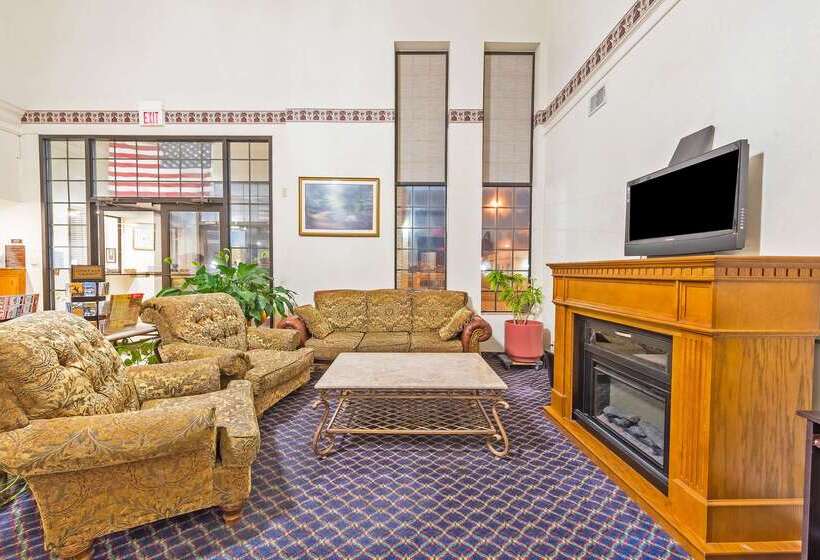 هتل Americas Best Value Inn & Suites Fort Worth South