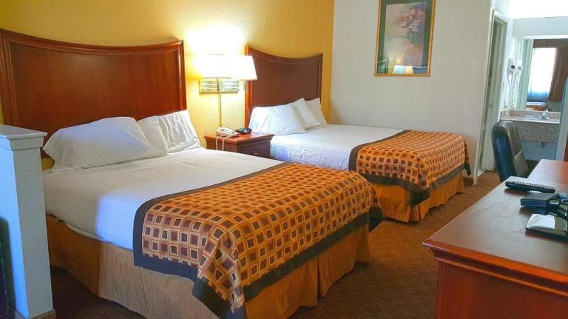 هتل Americas Best Value Inn & Suites Fort Worth South