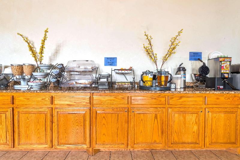 هتل Americas Best Value Inn & Suites Fort Worth South