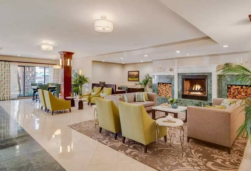 Ayres Hotel Corona   Riverside