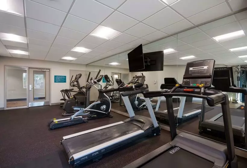 בית מלון כפרי Spark By Hilton Destin