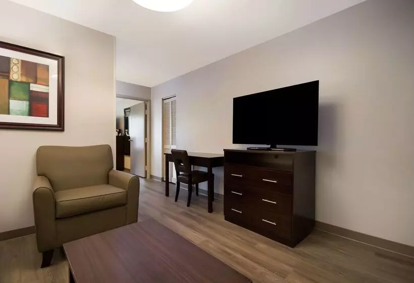 בית מלון כפרי Spark By Hilton Destin