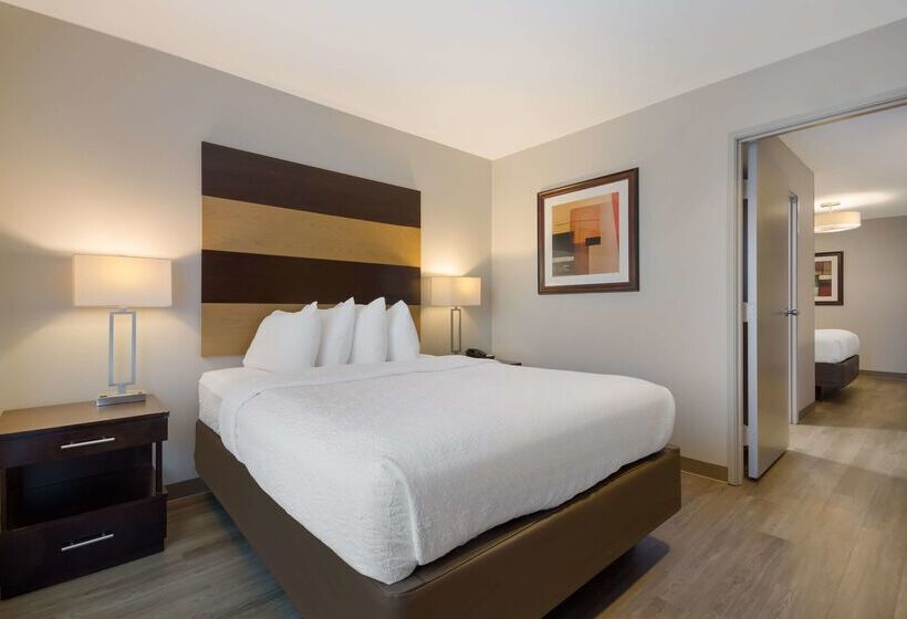 هتل Spark By Hilton Destin