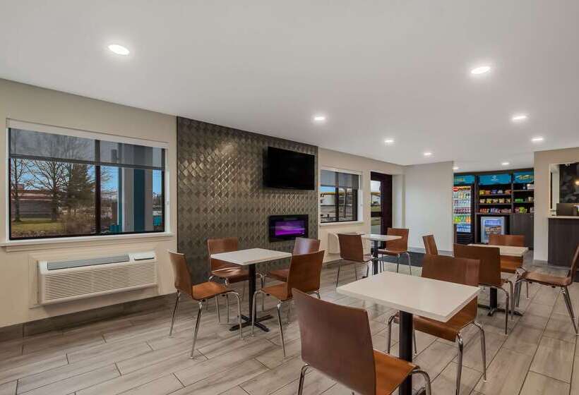 ホテル Clarion Pointe Harrodsburgdanville