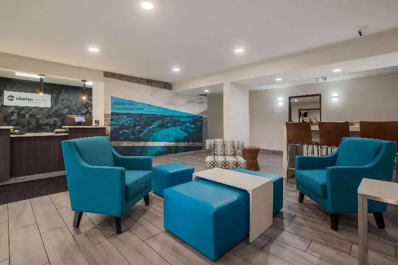 Hotel Clarion Pointe Harrodsburgdanville