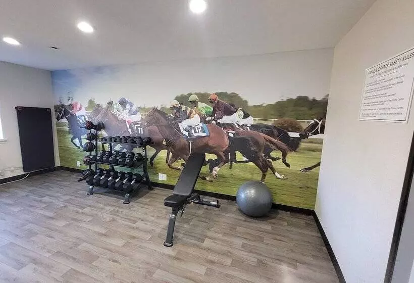 Hotel Clarion Pointe Harrodsburgdanville