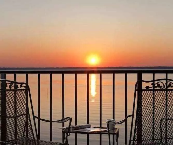 فندق Club Continental