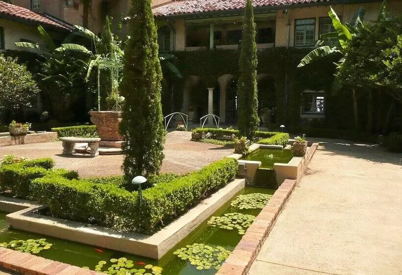 فندق Club Continental