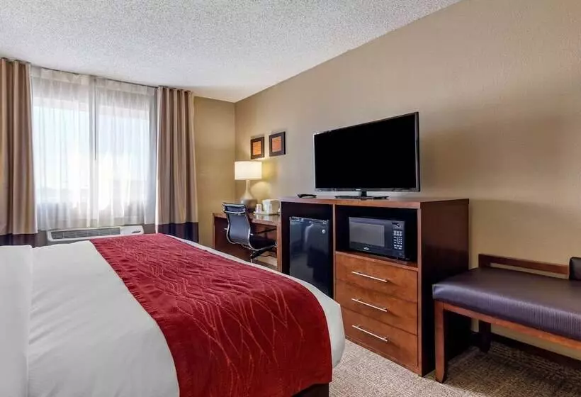 酒店 Comfort Inn & Suites Hays I70