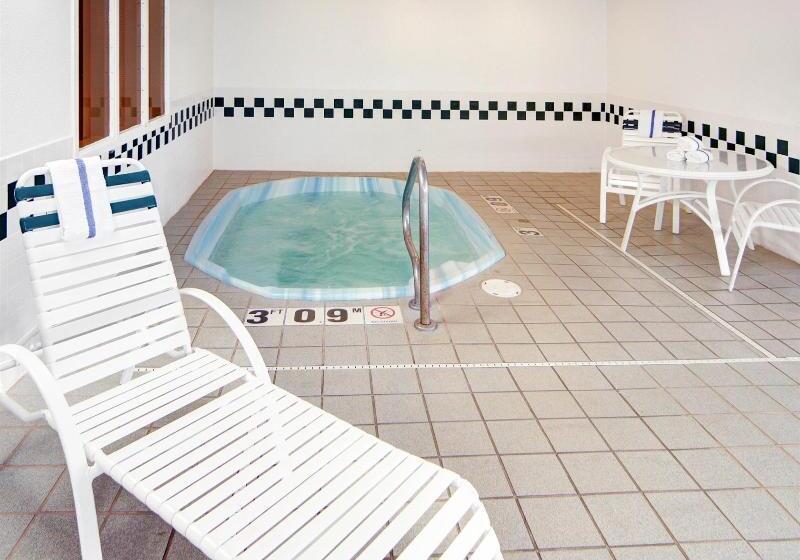 هتل Comfort Suites Longview North