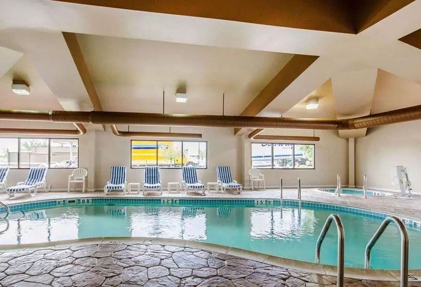 فندق Comfort Suites Louisville East