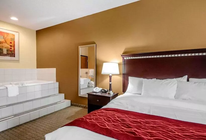 فندق Comfort Suites Louisville East
