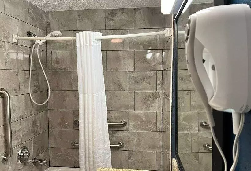 فندق Comfort Suites Louisville East