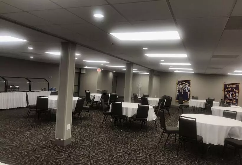 호텔 Country Inn & Suites By Radisson, Fargo, Nd