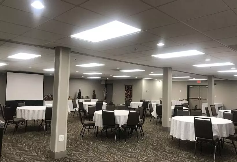 호텔 Country Inn & Suites By Radisson, Fargo, Nd