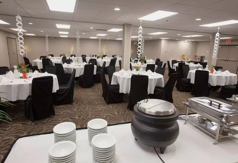 호텔 Country Inn & Suites By Radisson, Fargo, Nd