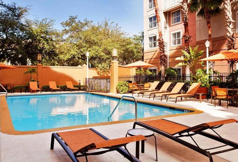 בית מלון כפרי Courtyard Tampa Downtown