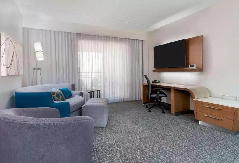 هتل Courtyard Tampa Downtown