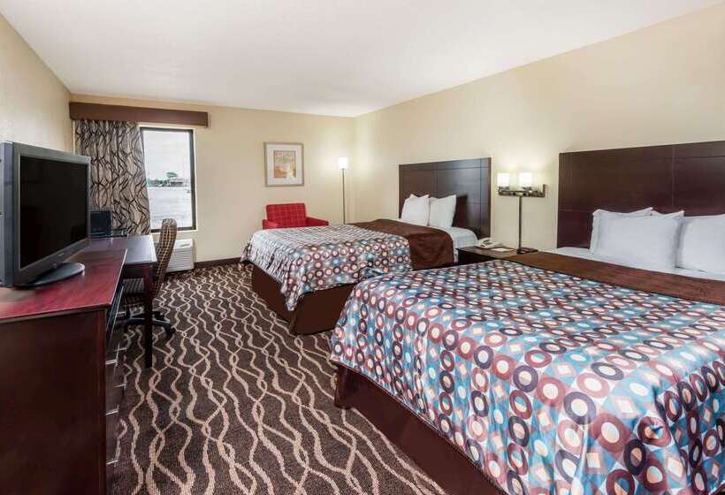 בית מלון כפרי Days Inn & Suites By Wyndham Casey