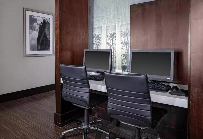 호텔 Four Points By Sheraton Memphis East