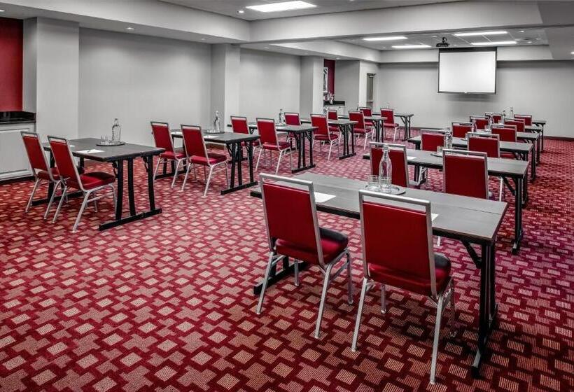 Hotel Four Points By Sheraton Memphis East