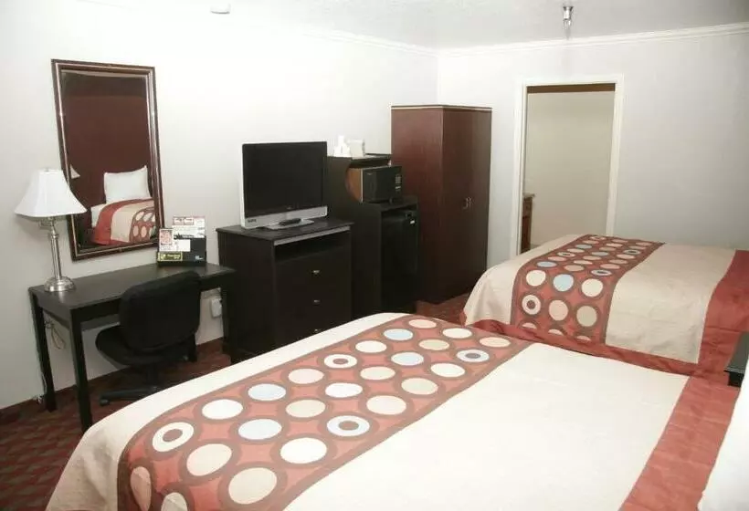 فندق Inn At King City