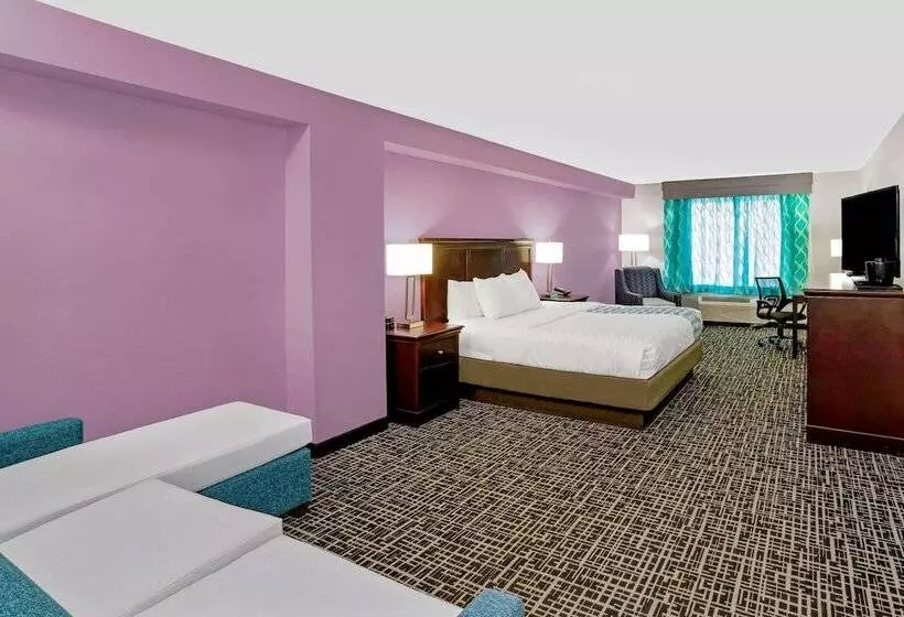 Отель La Quinta By Wyndham Cookeville